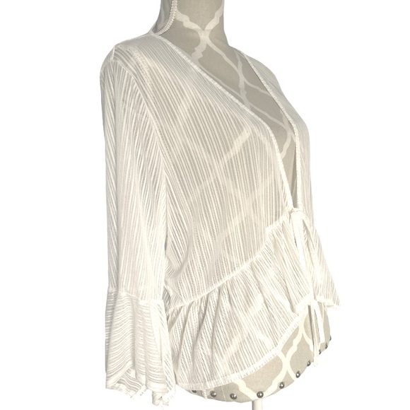 ✨Sold✨4/$20 Kimono Style White Sheer Top With Front Tie Closure New 2XL - Picture 2 of 11